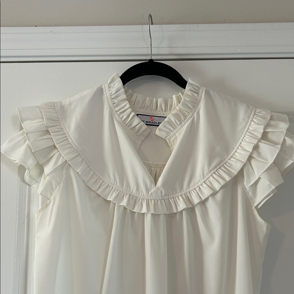 CK Bradley Elegant Ivory Ruffled Blouse M - Picture 3 of 5